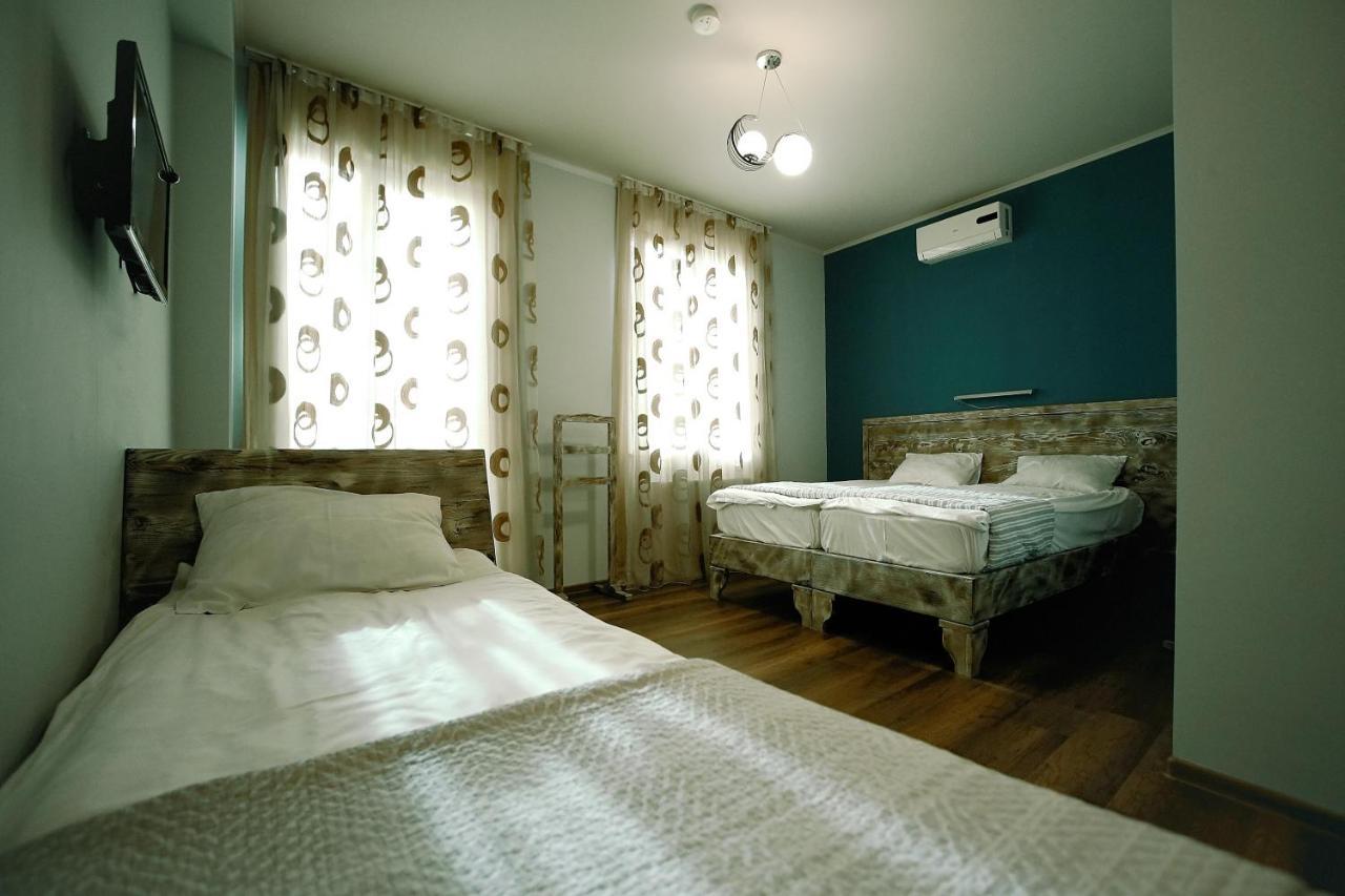 Hotel Kutaisi Globus Εξωτερικό φωτογραφία