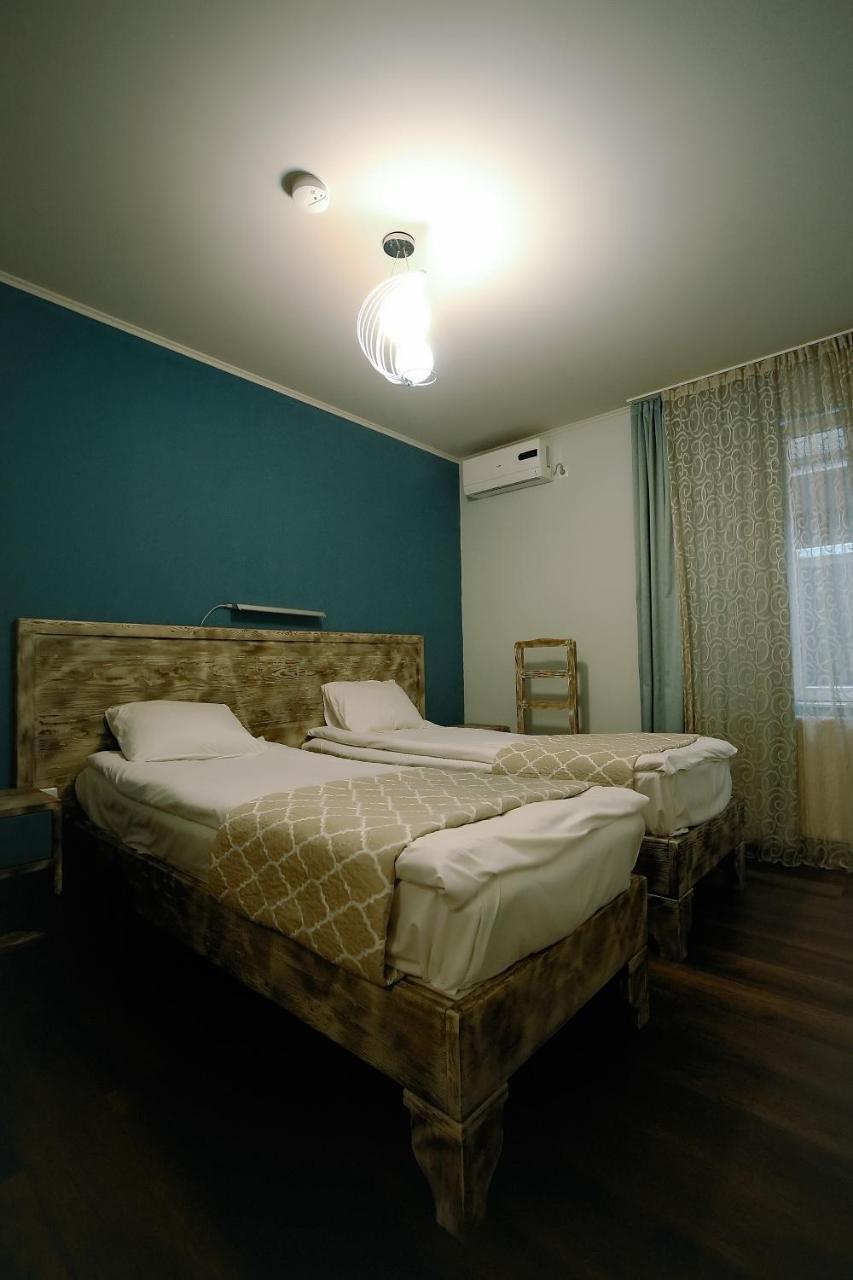 Hotel Kutaisi Globus Εξωτερικό φωτογραφία